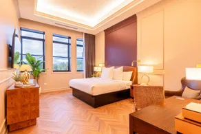 Sinclair Suites - Boutique Hotel West Dundee - Image 3
