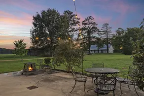Capital Bike Trail Stay | Cozy 2BR Cottage - Image 2
