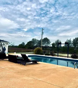Minutes to Distilleries Ky Bourbon Trail *HOT TUB - Image 5