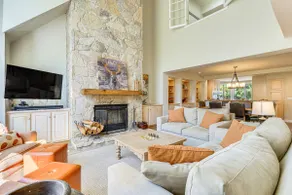 Walk to Ski Lift: Spacious Condo in West Dover! - Image 4