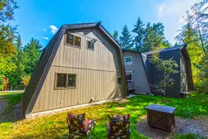Arcadian Hideaway: Studio Loft in the Woods - Image 2