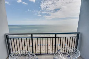 Low Floor,Direct Oceanfront,Heated Pools,Boardwalk - Image 2