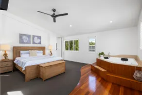 Beecheyana North - Beach Villa with heated pool - Image 4
