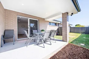 Modern Retreat | Near CBD, 4BR Comfort - Image 4