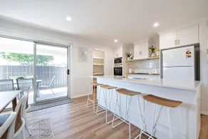 Modern Retreat | Near CBD, 4BR Comfort - Image 3