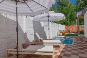 ATX Dream Home | Chillin'+Grillin' | Heated Pool - Image 5
