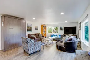 Rockaway Beach House - Walk to Ocean! - Image 3