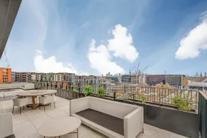 London Magic Awaits | 2BR Flat - Image 3