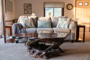 Richmond Lakeside Retreat - Image 5