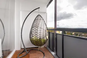 Luxury apartment with panoramic views - Image 5