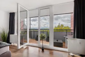 Luxury apartment with panoramic views - Image 3