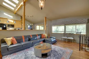 Pet-friendly Auburn Home on 3 Acres - Image 5
