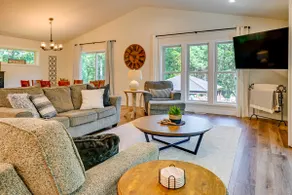 Family Home w/ Hot Tub: 2 Mi to Petenwell Lake! - Image 4