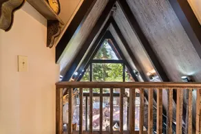 A-frame Hideaway 3 Bedroom Cabin - Image 4