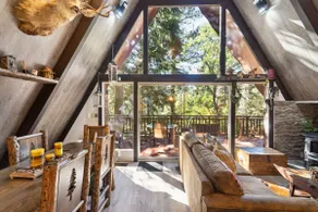 A-frame Hideaway 3 Bedroom Cabin - Image 5