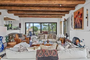 Stunning Views, Southwestern Elegance - Image 4