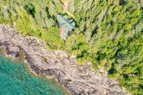Asle Ta on Lake Superior in Lutsen, Minnesota - Image 3