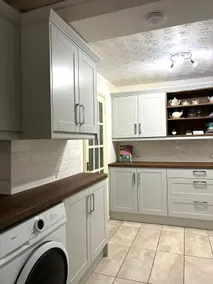 Spacious House Near Cambridge - Free Parking and Garden - Image 3