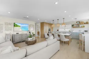 Waterfront Retreat, Sleeps 8, Resort Style Pool - Image 2