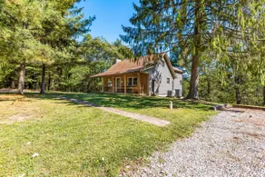 Private Pond · Hot Tub · Game Room · Hocking Hills - Image 3