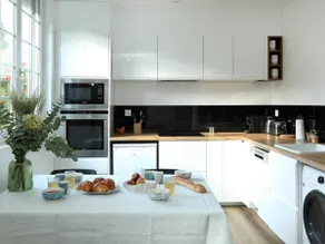 Suite des Princes for 6 free parking - Image 2