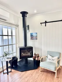 Steps to Beach: Spa, Fireplace, EV, Pets OK - Image 4
