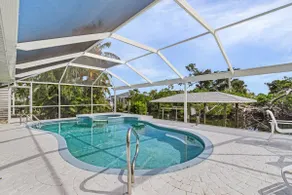 The Monroe Lookout! 2/2 Pool Waterfront Home! - Image 2