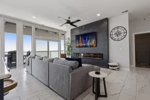 Luxury Lakefront Condo w/ Private Hot Tub & Sauna - Image 3