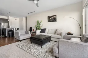 Stylish 2 bedroom with Pool and Hot Tub - Image 2