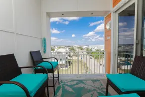 Sojourns Beach Views & Pool Family Home Sleeps 9 - Image 2