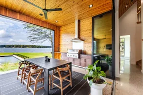 Sinclair Serene Getaway - Image 2