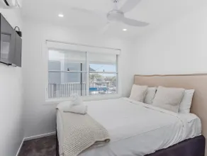 Beachfront Retreat on Marine Parade - Image 5