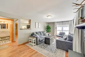 Walk to Water: Lake House in Suring! - Image 4