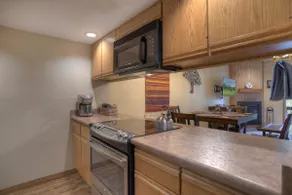 Alpine Aspen Escape w/ Shuttle, Views, Pool/Hot Tu - Image 3