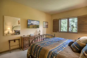 Alpine Aspen Escape w/ Shuttle, Views, Pool/Hot Tu - Image 5