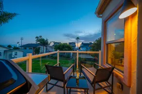 Two Homes One block to Beach! - Image 4