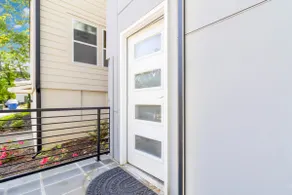 Brand-New 3-Story Home with Rooftop in Midtown - Image 2
