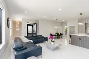 Brand-New 3-Story Home with Rooftop in Midtown - Image 5
