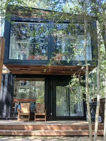 Waterfront Container House - Image 2