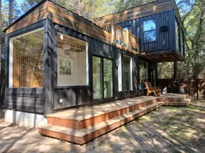 Waterfront Container House - Image 4