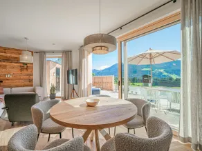 Authentic comfort with mountain views - Image 3