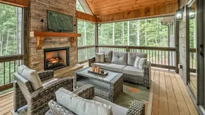 The Retreat at Laurel Creek- Screened Porch, Hot Tub, Outdoor Fireplace - Image 2