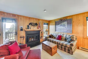 Located in Snowshoe Resort: Townhome w/ Deck! - Image 5