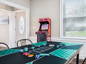 5 Bedroom - Arcade NBA Jam - Poker Table - Luxury - Image 3