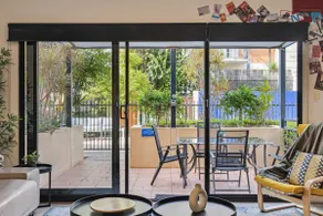 Family-Friendly Northbridge Stay w/ Pool & Parking - Image 4
