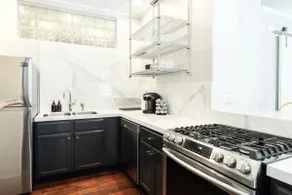 Prime OTR Condo: Walk to All | Food, Drink, Parks - Image 3