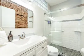 Prime OTR Condo: Walk to All | Food, Drink, Parks - Image 4