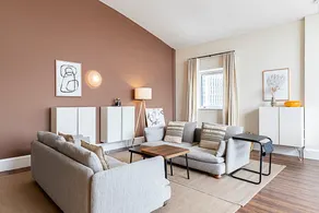 Bright and Stylish Riverside Haven in Canary Wharf - Image 5