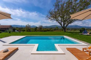 2-bedroom Villa Providenca - Image 3