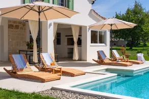2-bedroom Villa Providenca - Image 2